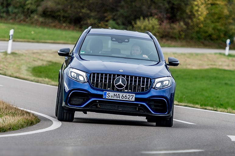 0-100km/h 3.8秒の豪速SUV！ GLC63 S AMG 4マチック+ 海外試乗