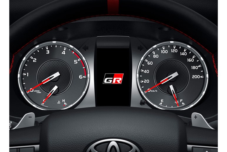トヨタの高性能グレード「GRスポーツ」の魅力と検討時に注意したい点とは？