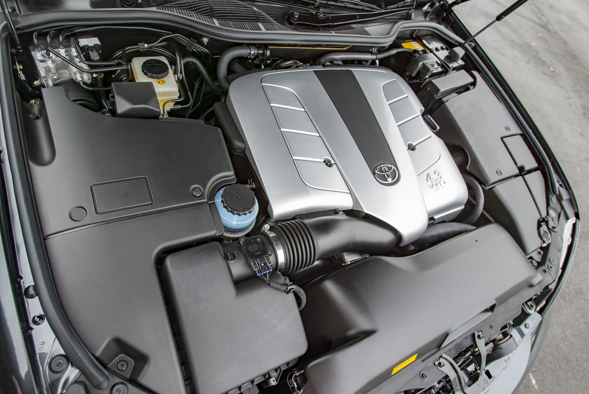 中古車価格が爆安 実は名機揃いの V8エンジン 搭載車３選 Auto Messe Web 自動車情報サイト 新車 中古車 Carview