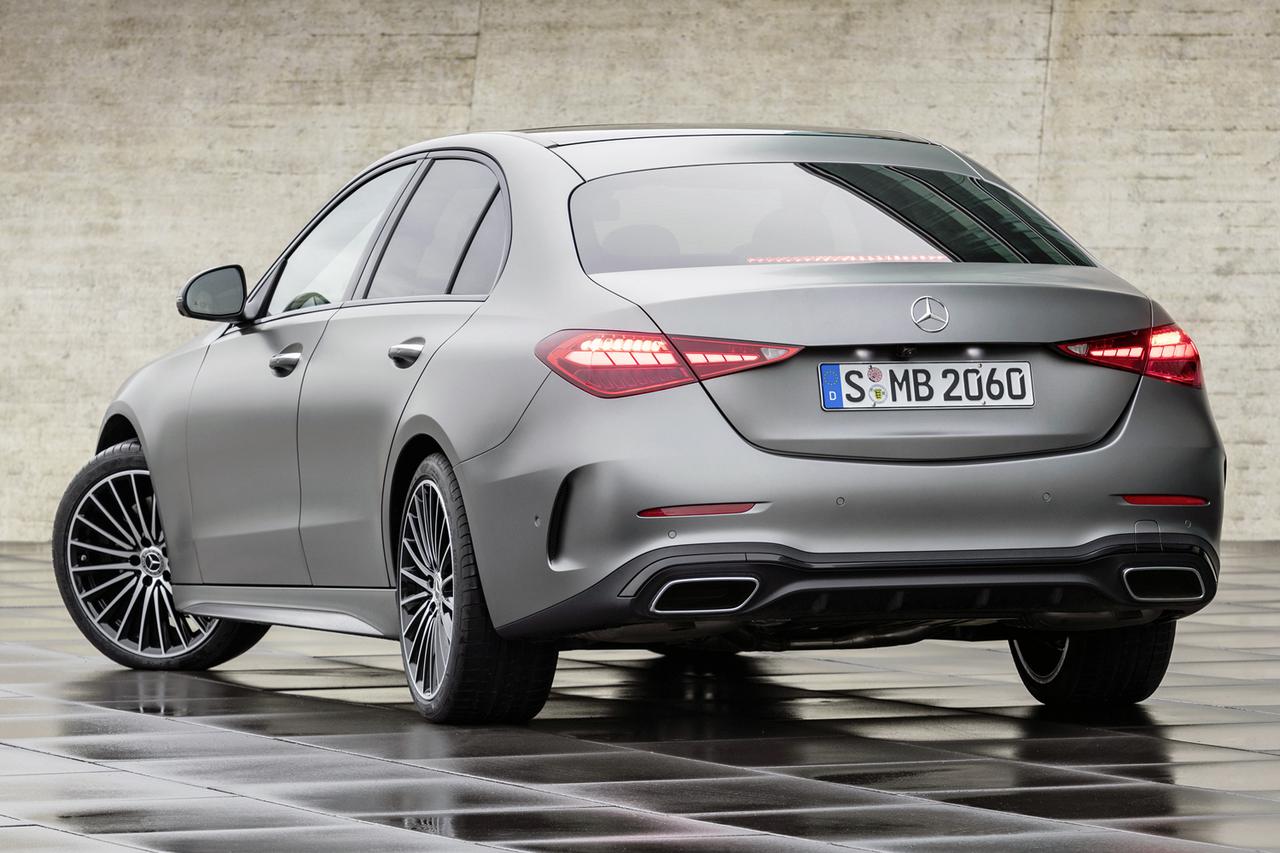 小さなsクラス メルセデス ベンツ 新型cクラスをワールドプレミア より大きく 豪華になった Webモーターマガジン 自動車情報サイト 新車 中古 車 Carview