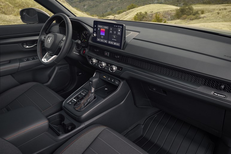 【明日発表】新ハンマーヘッドライトが見えた！ 新型「RAV4」の追加イメージが公開。GR仕様も設定か!?