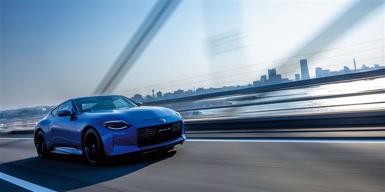 【転売ヤー涙目】「フェアレディZ」納期改善で中古車価格が大暴落。損切り者続出で今後の展開は？