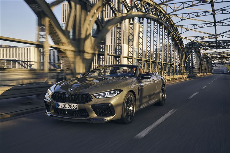 BMWが“謎のコンセプトカー”を予告。7000万円超「スカイトップ」の追加仕様か…「ヴィラ・デステ」で公開へ
