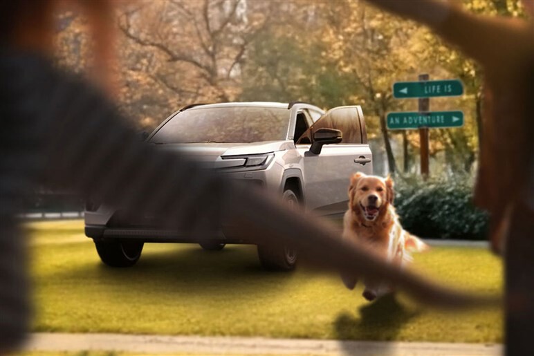 もはや“ランクルの弟”的な立ち位置に。新型「RAV4」世界初公開直前…デザインやスペックの注目点とは？