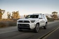 【明日発表】新ハンマーヘッドライトが見えた！ 新型「RAV4」の追加イメージが公開。GR仕様も設定か!?