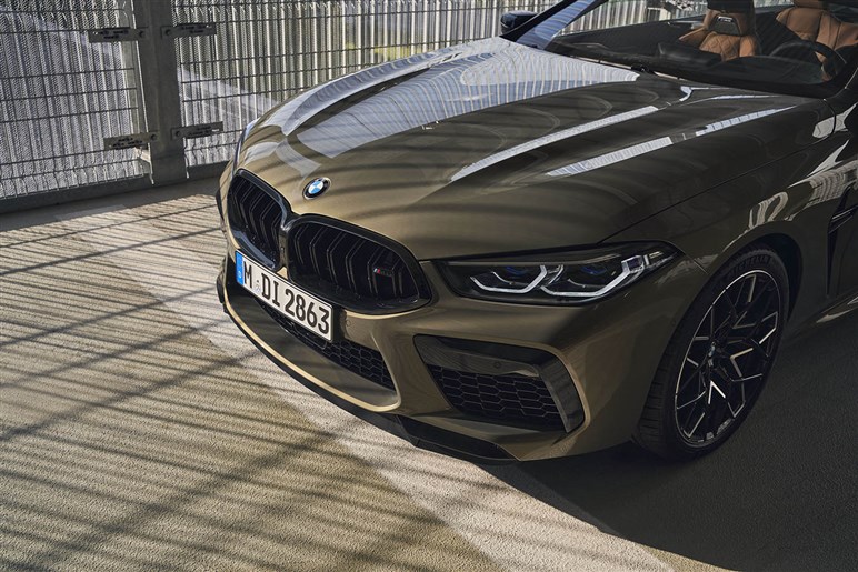 BMWが“謎のコンセプトカー”を予告。7000万円超「スカイトップ」の追加仕様か…「ヴィラ・デステ」で公開へ