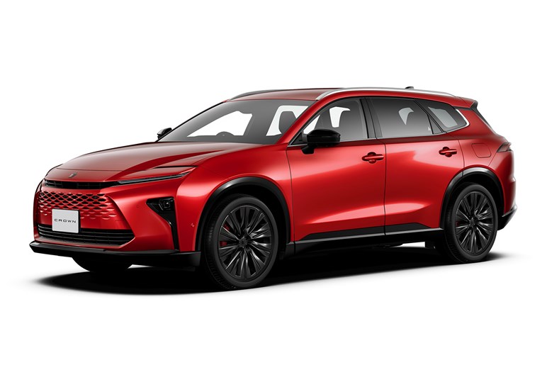 もはや“ランクルの弟”的な立ち位置に。新型「RAV4」世界初公開直前…デザインやスペックの注目点とは？