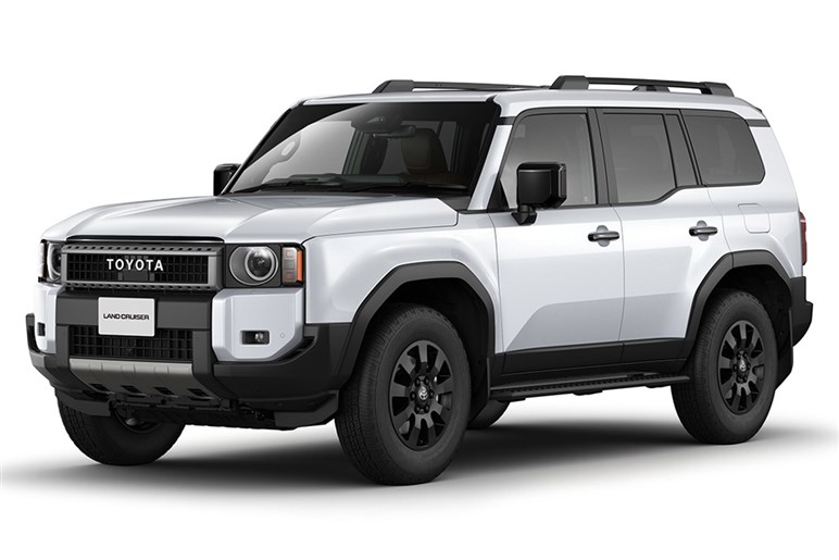 もはや“ランクルの弟”的な立ち位置に。新型「RAV4」世界初公開直前…デザインやスペックの注目点とは？