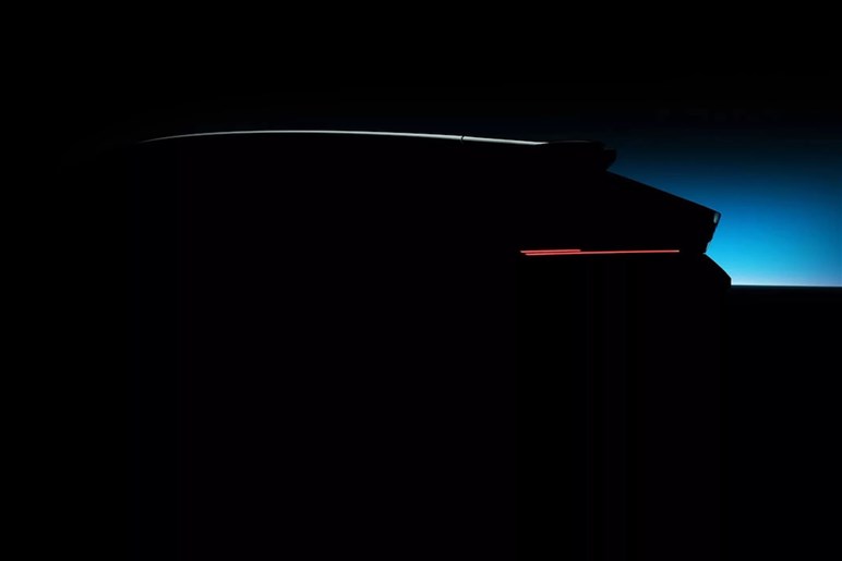 BMWが“謎のコンセプトカー”を予告。7000万円超「スカイトップ」の追加仕様か…「ヴィラ・デステ」で公開へ