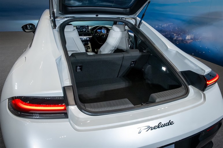 令和の新型「プレリュード」は時代を席巻した“昭和版”となにがどう違うのか。スポーツカーの逆襲とタイプRの登場にも期待!?