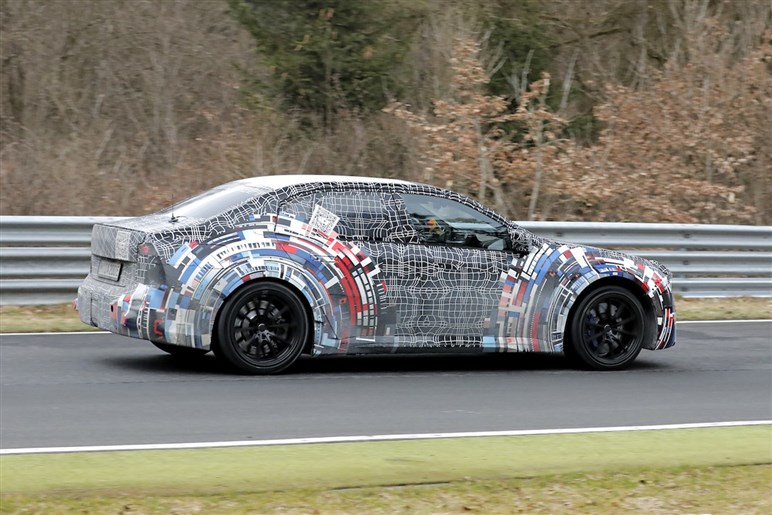 【衝撃】BMW新型「M3」もBEVに。4モーター710PSの過激モデルへ進化…エンジン版はどうなる？