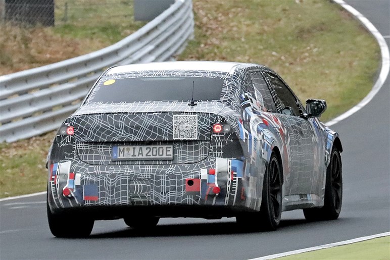 【衝撃】BMW新型「M3」もBEVに。4モーター710PSの過激モデルへ進化…エンジン版はどうなる？