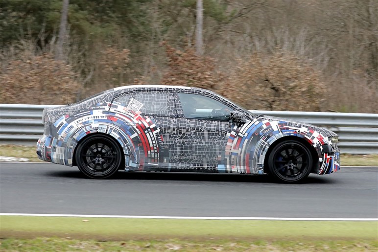 【衝撃】BMW新型「M3」もBEVに。4モーター710PSの過激モデルへ進化…エンジン版はどうなる？