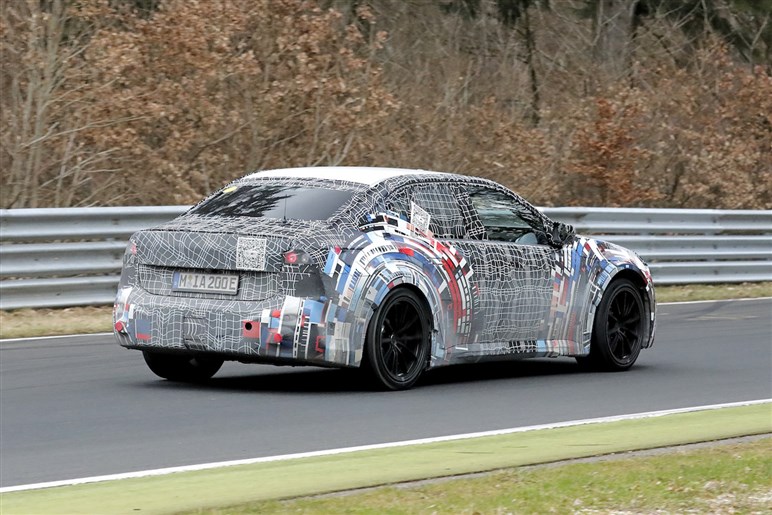 【衝撃】BMW新型「M3」もBEVに。4モーター710PSの過激モデルへ進化…エンジン版はどうなる？