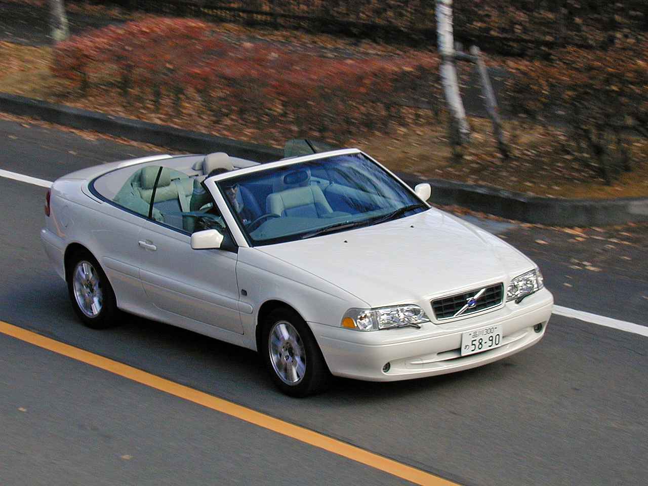 懐かしの輸入車 61 ボルボ C70カブリオレは優雅な大人のオープンカーといった雰囲気が良かった Webモーターマガジン 自動車情報サイト 新車 中古車 Carview