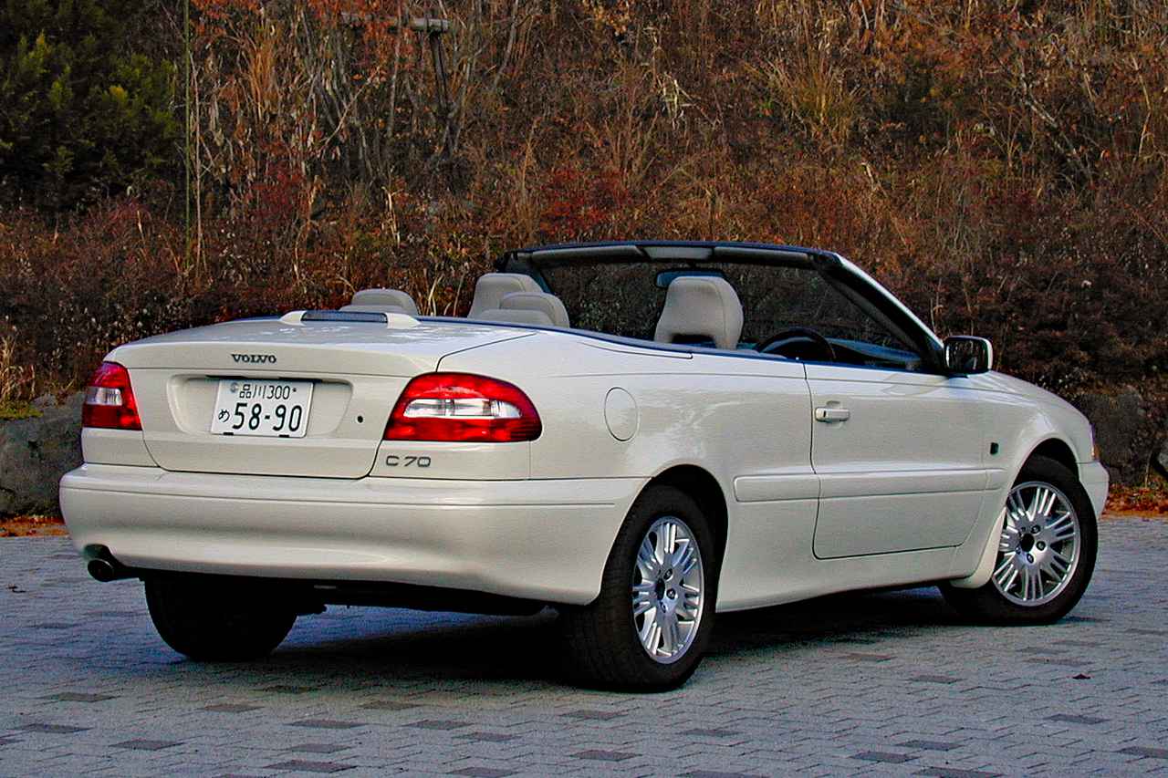 懐かしの輸入車 61 ボルボ C70カブリオレは優雅な大人のオープンカーといった雰囲気が良かった Webモーターマガジン 自動車情報サイト 新車 中古車 Carview