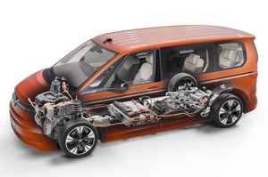 VW最新ミニバンに四駆PHEVが登場　『マルチバンeハイブリッド4モーション』欧州発売