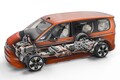 VW最新ミニバンに四駆PHEVが登場　『マルチバンeハイブリッド4モーション』欧州発売