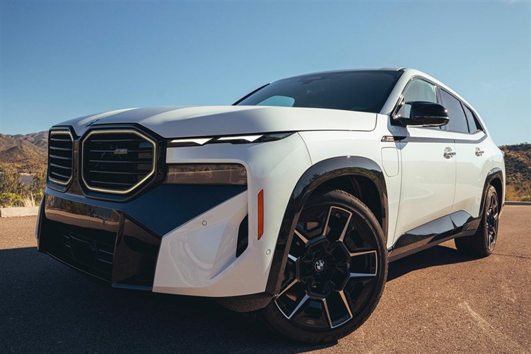 生産終了と噂のBMW「XM」後継はSUV版“スピードトップ”か。ベースはカイエン超えサイズの中国産大型SUVってマジ？
