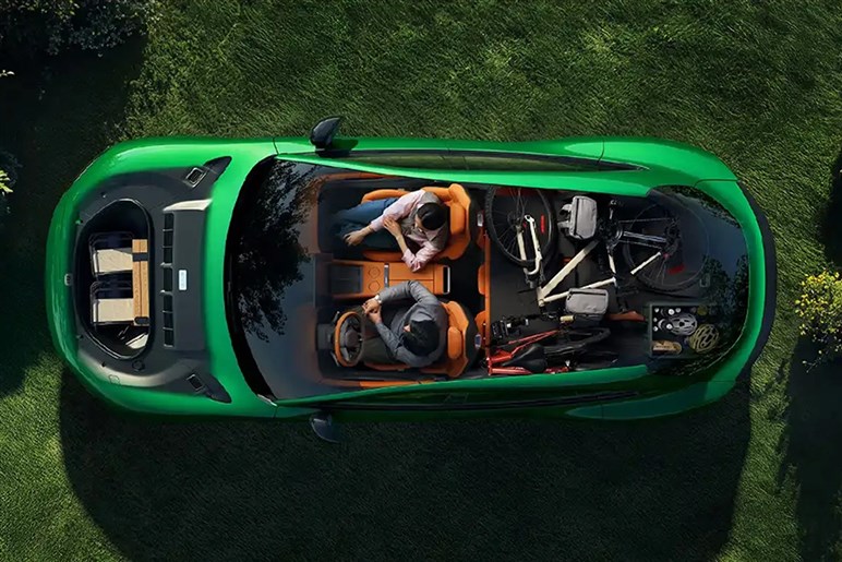 生産終了と噂のBMW「XM」後継はSUV版“スピードトップ”か。ベースはカイエン超えサイズの中国産大型SUVってマジ？