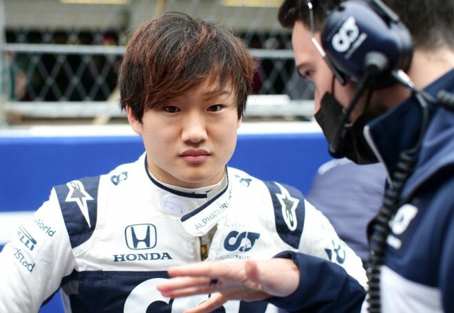 角田裕毅17位「バランスに苦しみ序盤はコース上に車を留めるのも大変だった」チームの戦略の賭けは成功せず／F1第15戦