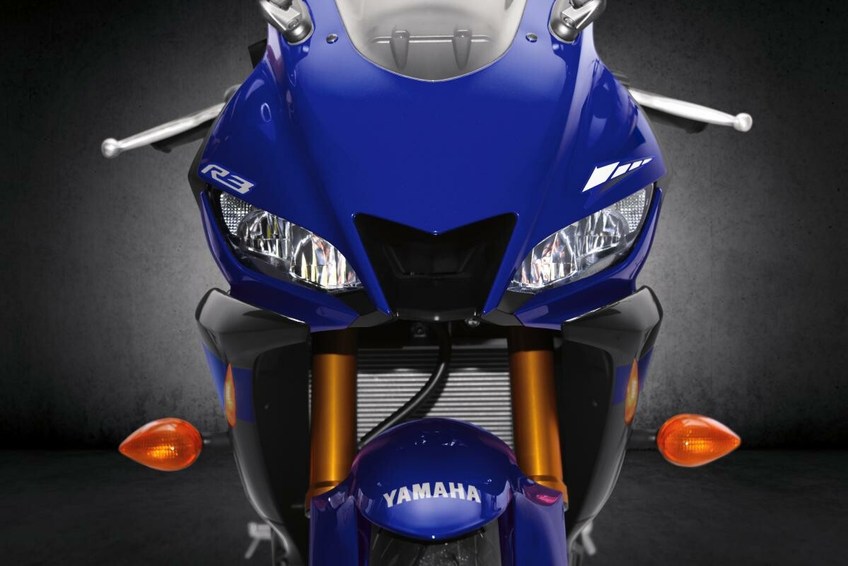 【新型YZF-R25/250ccスポーツ考察】新採用のカウルと倒立フォークがもたらす恩恵とは？ ／ヤマハ