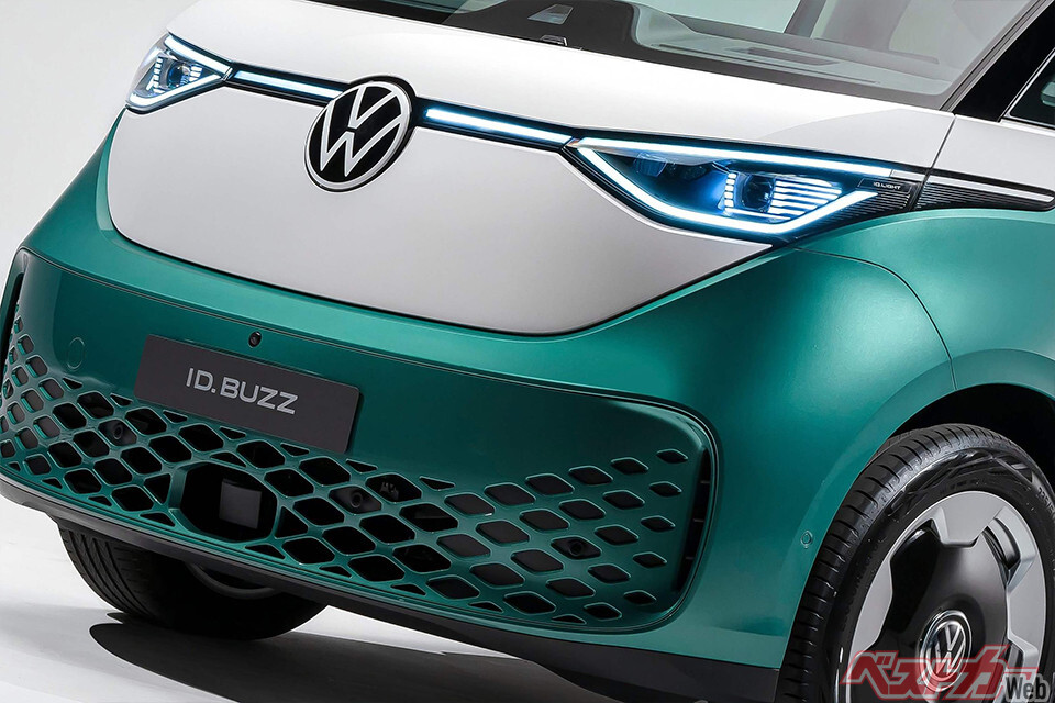 EVミニバンは新たな「家族車」選択肢となるのか!?　フォルクスワーゲン ID.Buzzってどうなん？
