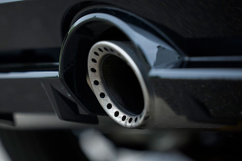 新型フェアレディZは、ビッグマイナーチェンジで正解だった。“最後のガソリンZ”ならではの硬軟自在の走りとは？