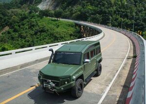 「ランクルを“装甲化”するらしいんですが」民生車の軍事転用、成功には何が必要？ 軍採用メーカーの答えは