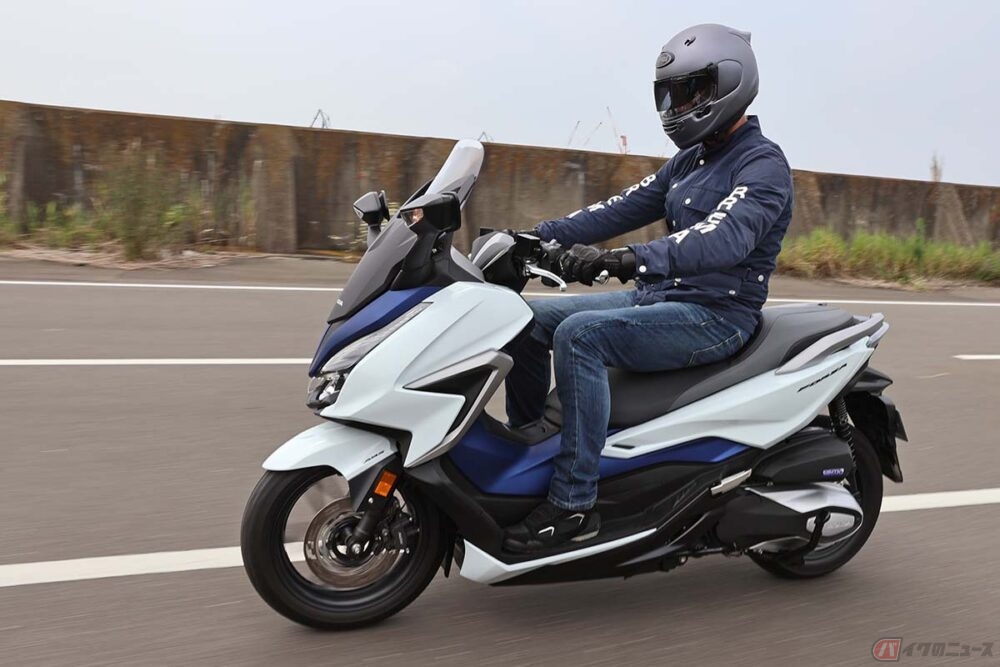 The 燃費 優れた環境性能と力強い走り ホンダの250スクーター フォルツァ の燃費性能は バイクのニュース 自動車情報サイト 新車 中古車 Carview