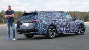 パサートは今後エステートのみとなる　新型「VWパサート ヴァリアント」動力性能を含む新世代パサートに関する全情報