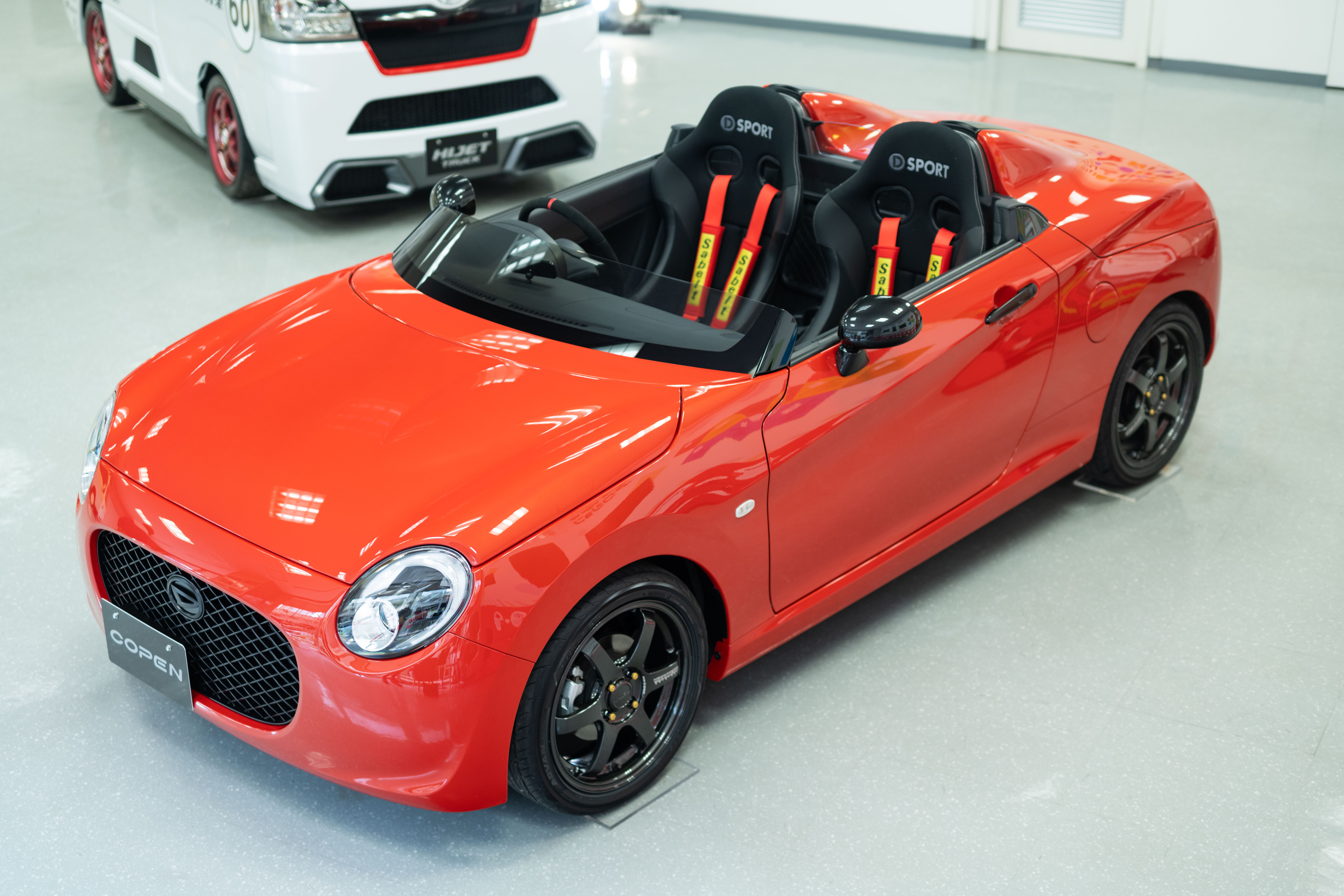 ダイハツの2シーター オープンがカッコいいゾ コペン スパイダーverとは Gq Japan 自動車情報サイト 新車 中古車 Carview