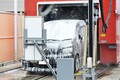 「ハイエース」は洗車機で洗えない？ 洗える車種やサイズはどれくらいまで？