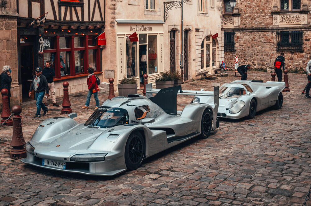 【公道最強のインパクト】ポルシェ963 RSP登場、公道で走れるレーシングカーを夢みて