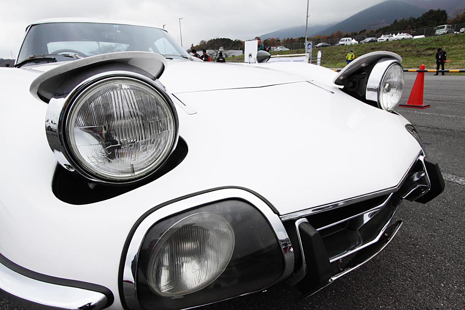 誕生には合理的な理由があった 国産ではrx 7を最後に消えた リトラクタブルヘッドライト Web Cartop 自動車情報サイト 新車 中古車 Carview