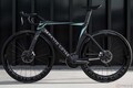 自転車にエアディフレクター？　ビアンキ初のハイパーバイク「オルトレRC」登場