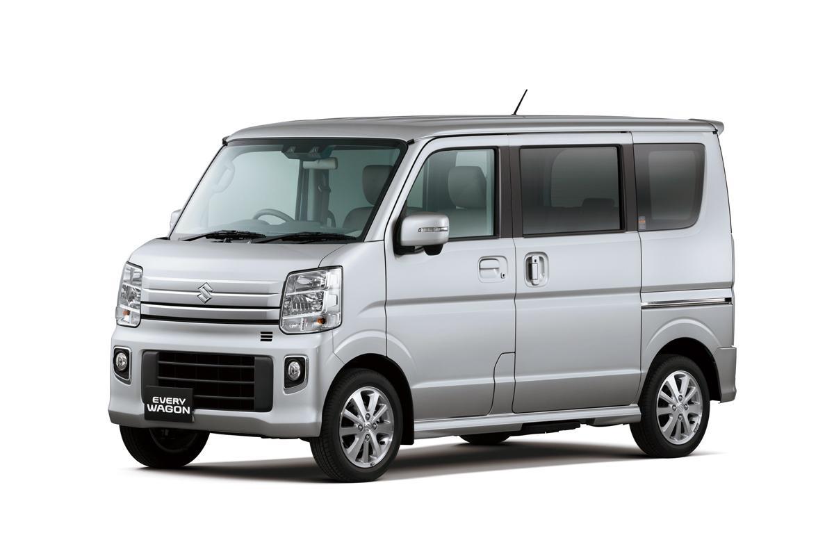 いまアウトドアブームで増える 車外積み の違反多し 上 前後 左右のはみ出しokな範囲とは Web Cartop 自動車情報サイト 新車 中古 車 Carview