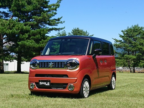スズキワゴンrスマイル Vsダイハツムーヴキャンバス比較試乗 ちょうどいい高さ スライドドアの軽自動車王座決定戦 萩原文博レポート カルモマガジン 自動車情報サイト 新車 中古車 Carview