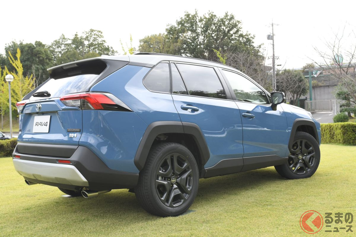 超激レア トヨタ Rav4アドベンチャーhv お披露目 謎の右ハンドル仕様を日本で発見 正体はいかに くるまのニュース 自動車情報サイト 新車 中古車 Carview
