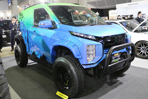 三菱「eKクロス EV」がゴツ系オフローダーに大変身！ 花壇自動車大学校の学生たちがEVカスタムに初挑戦…想定外の課題続出でした