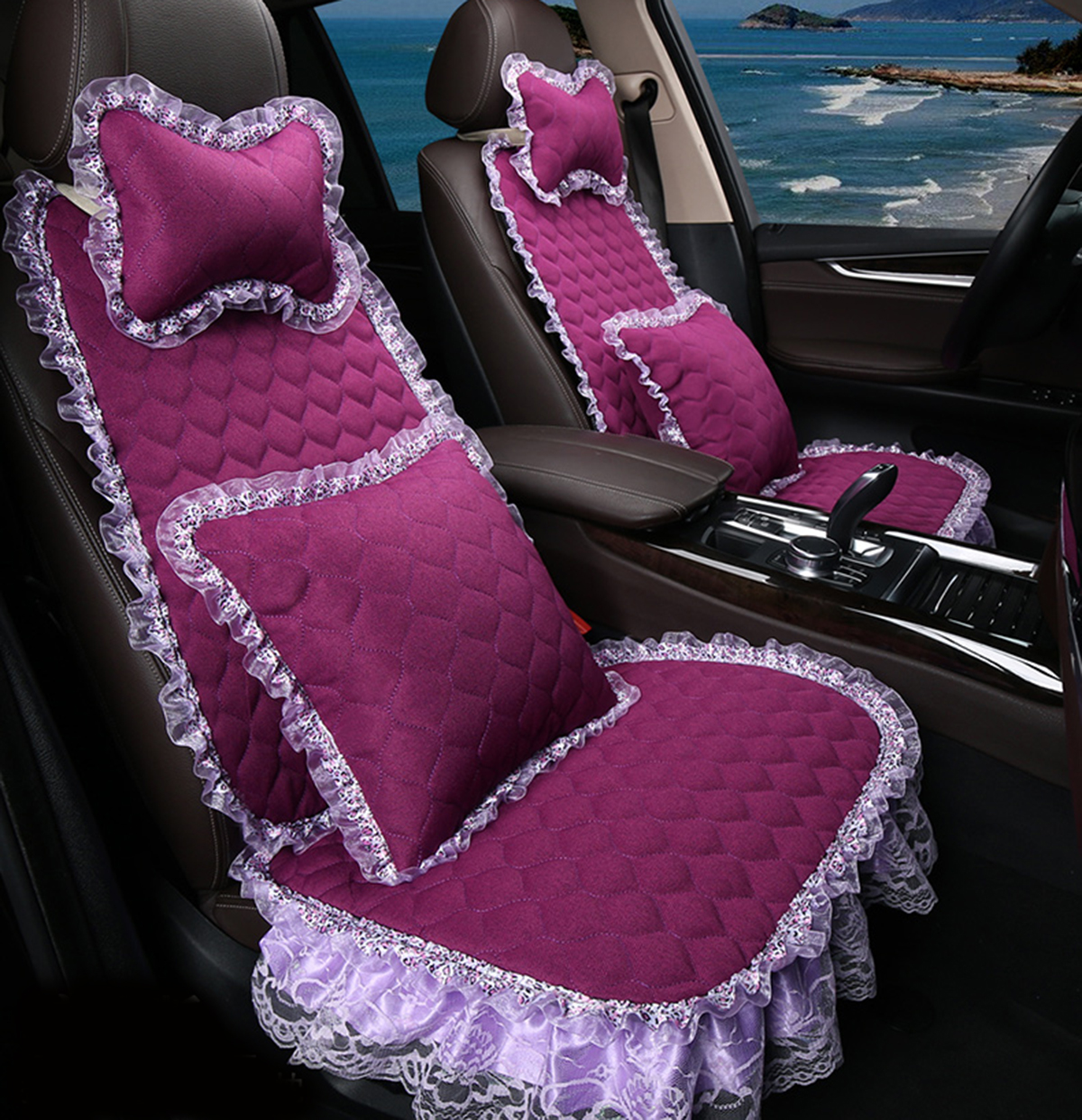 レース生地のシートカバー がしぶとく ゴージャスに進化していた イマドキのドレスアップ事情 Auto Messe Web 自動車情報サイト 新車 中古車 Carview