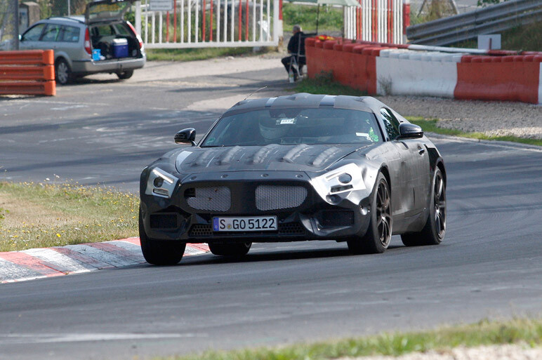 ターゲットは911、メルセデスSLCの開発進む