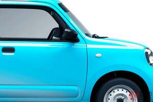 新車114万円！ スズキ「新“軽セダン”」が“コスパ最強”でスゴイ！ リッター「約26km」走る＆“先進安全機能”も搭載！ エントリー仕様「アルトA」の魅力とは！