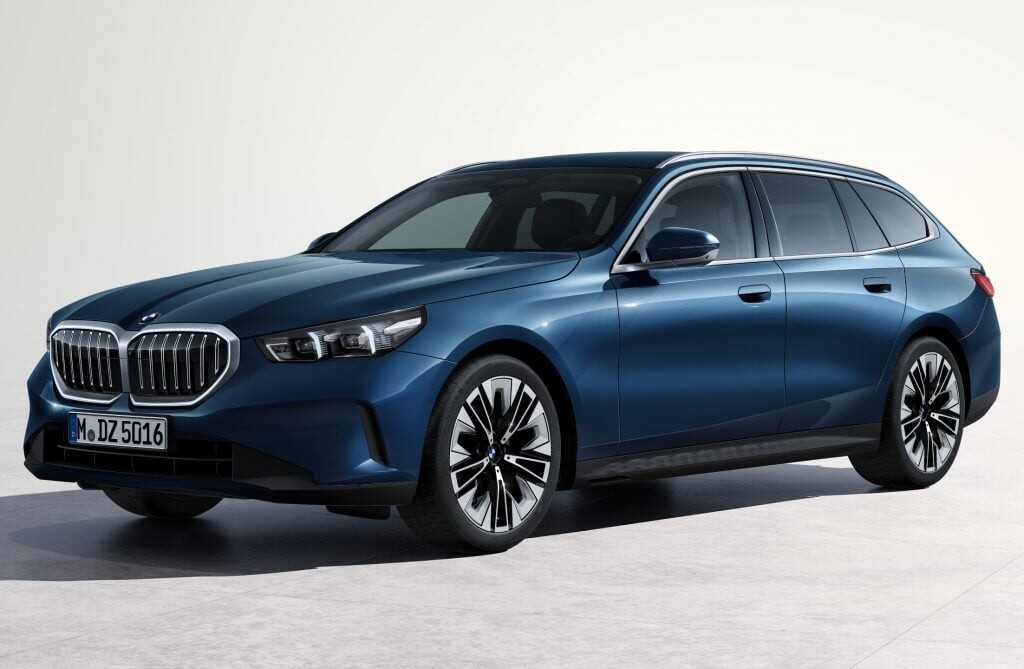 BMW 「5シリーズ ツーリング」 ガソリン車に待望のマイルドハイブリッド追加！