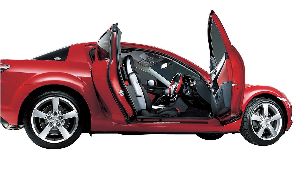 軟弱者なんて声は気にする必要なし スポーツモデルなら後席ありの４シーターがオススメなわけ Web Cartop 自動車情報サイト 新車 中古車 Carview