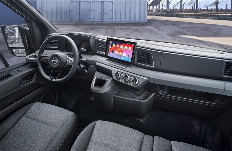 日産の巨大商用バン、新型「インタースター」が欧州で発売　キャンパー仕様を国内導入してみる妄想はアリ？ナシ？