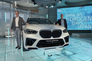BMWジャパン、日本でiX5ハイドロジェンの実証実験を開始。市販燃料電池車の開発に活かす