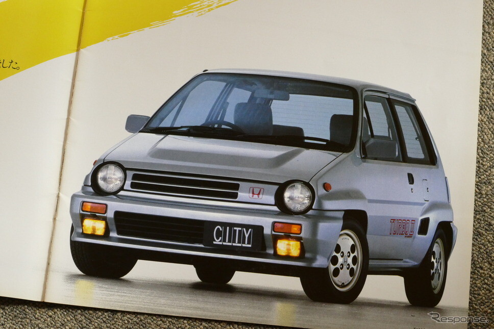 超ホットハッチが123万円で買えた!? “元祖ブルドッグ”ホンダ シティターボII【懐かしのカーカタログ】