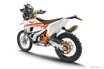 KTM「450 RALLY REPLICA」レースで得たノウハウを詰め込んだ最新高性能マシンを公開