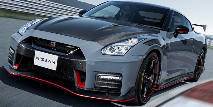 日産はgt Rをどうしたいのか Nismo22モデル登場のワケ ベストカーweb 自動車情報サイト 新車 中古車 Carview